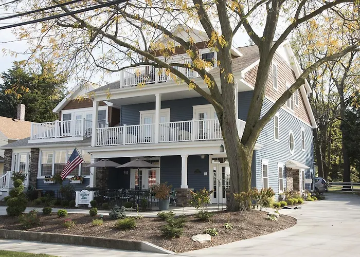 Anchor Inn Boutique Hotel